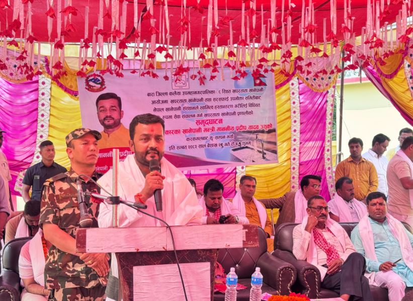 Minister vows resolving drinking water problem in Kalaiya