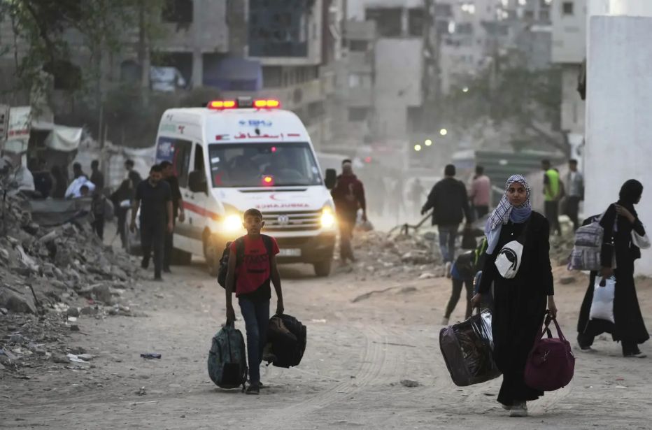 54 people killed in overnight airstrikes on southern Gaza city, hospital says