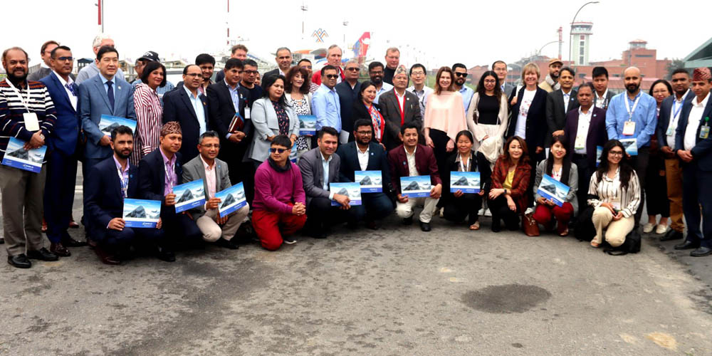 Foreign participants of ‘Sagarmatha Sambaad’ enjoy mountain flight
