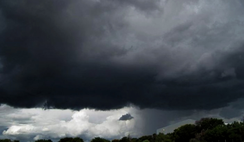 Heavy rainfall in some places, weather to remain cloudy tonight