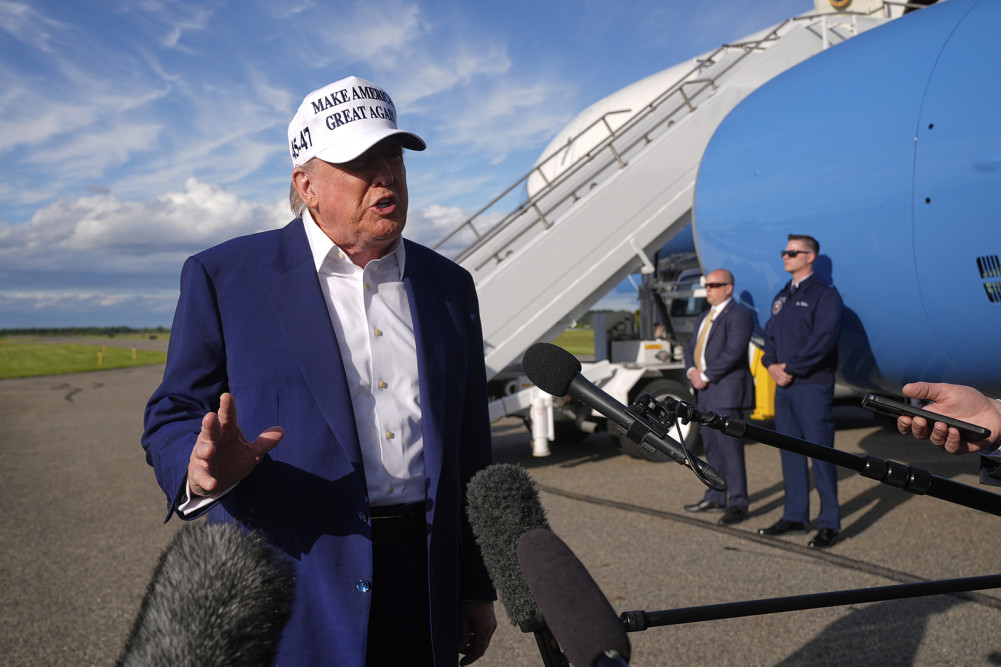 Trump extends 50% tariff deadline on EU imports to July 9