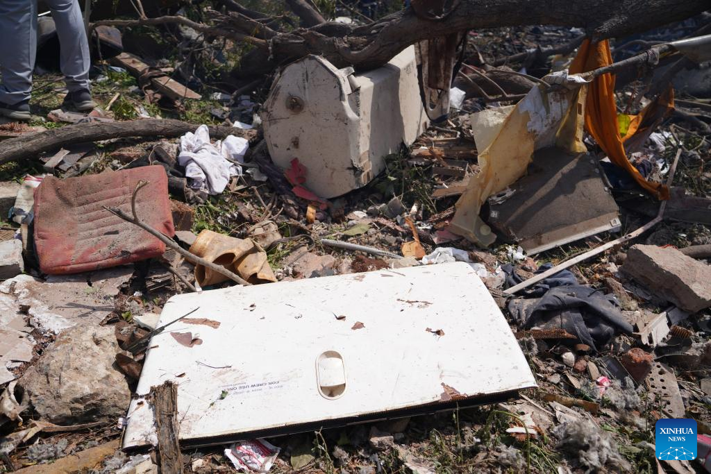 India’s foreign ministry says lot of people lost their lives in plane crash in Gujarat