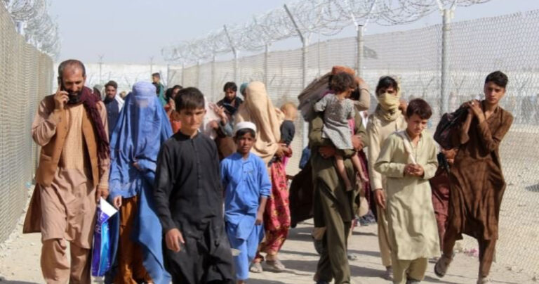 269 Afghan nationals released from Pakistan, return home