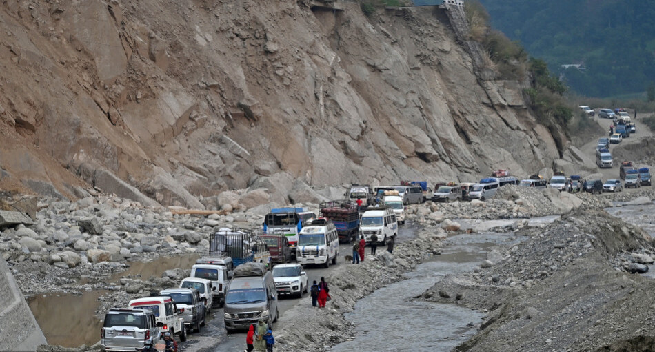 Night travel banned on BP Highway for two weeks