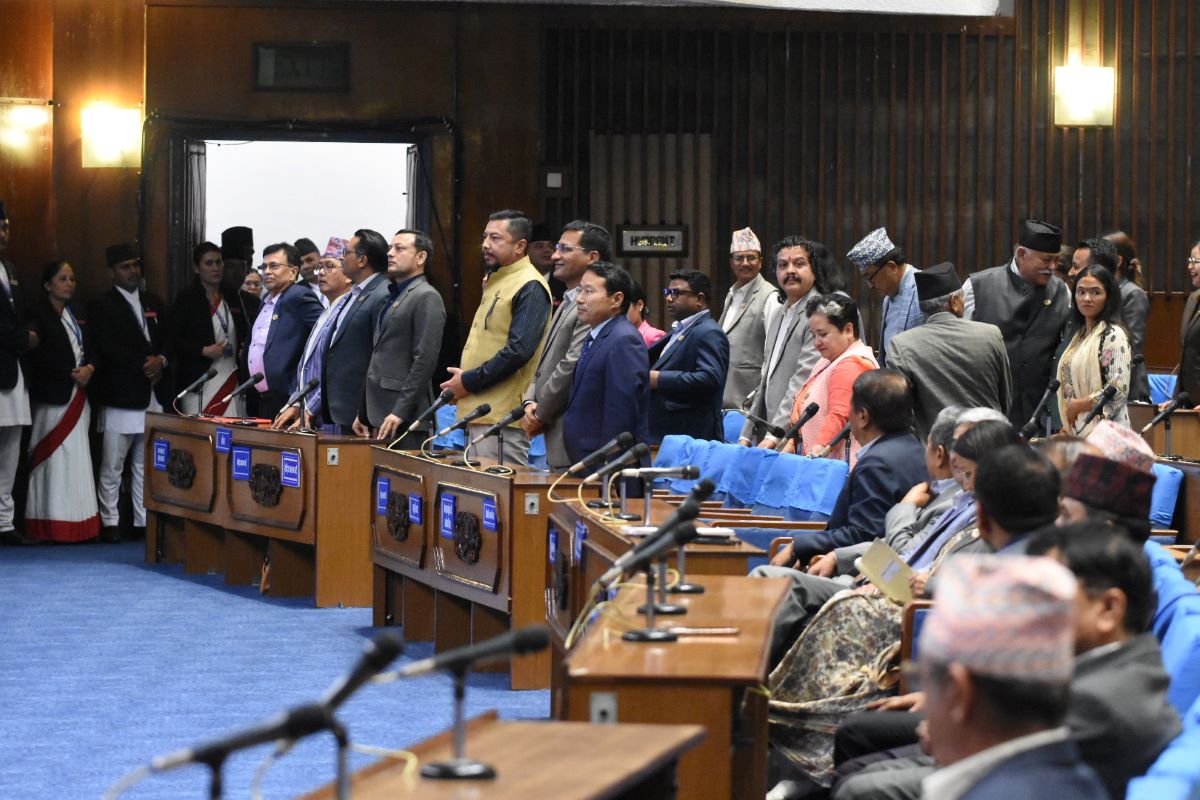HoR meeting adjourned until 1 PM Wednesday 