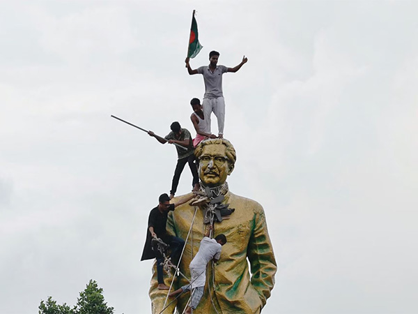 Bangladesh interim government revokes Sheikh Mujib’s recognition of freedom fighters
