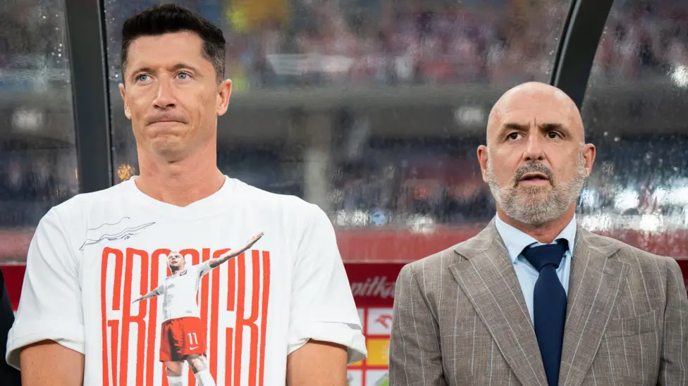 Lewandowski refuses to play after captaincy removal