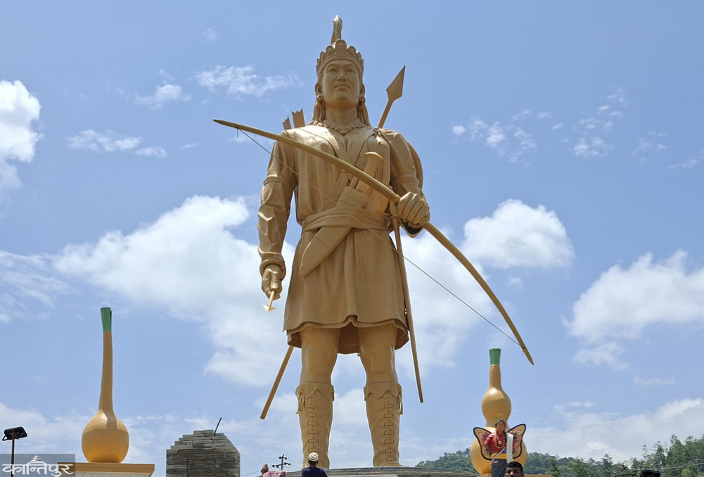 Park with Yalambar’s 110-foot tall bust constructed in Buipa