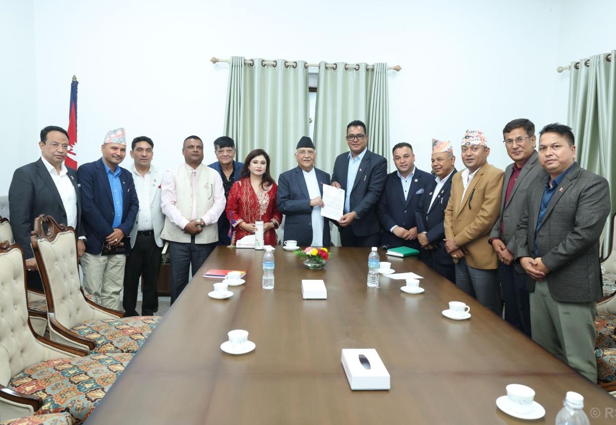 Gold and silver entrepreneurs draw PM Oli’s attention over luxury tax
