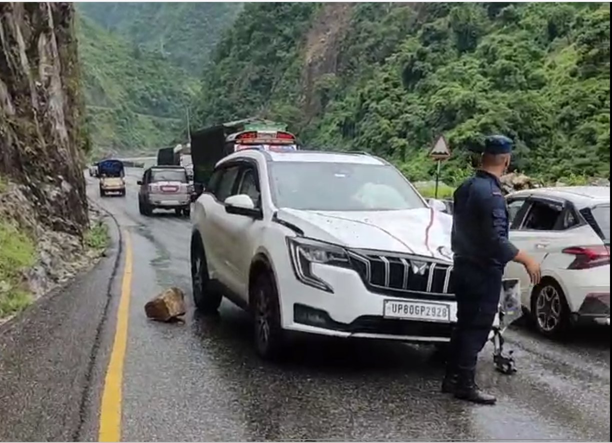 Boulder falls on Indian car along Muglin-Narayangadh road, three seriously injured