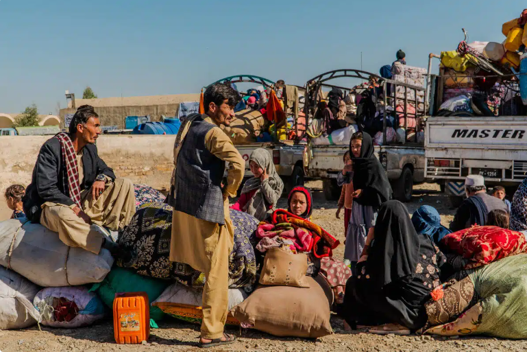Afghan refugees suffer in silence in Pakistan, skipping hospitals out of fear of arrest: Report