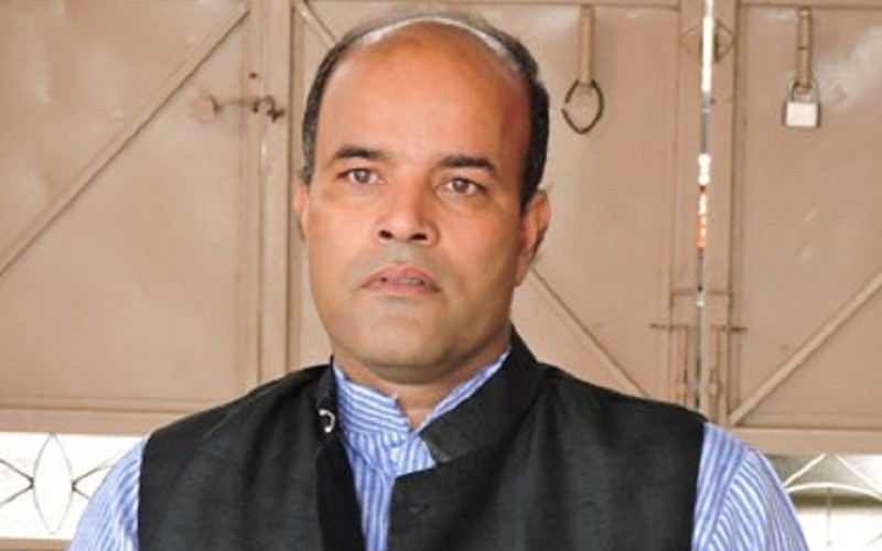 Amresh Singh participates in signature campaign supporting Rabi Lamichhane