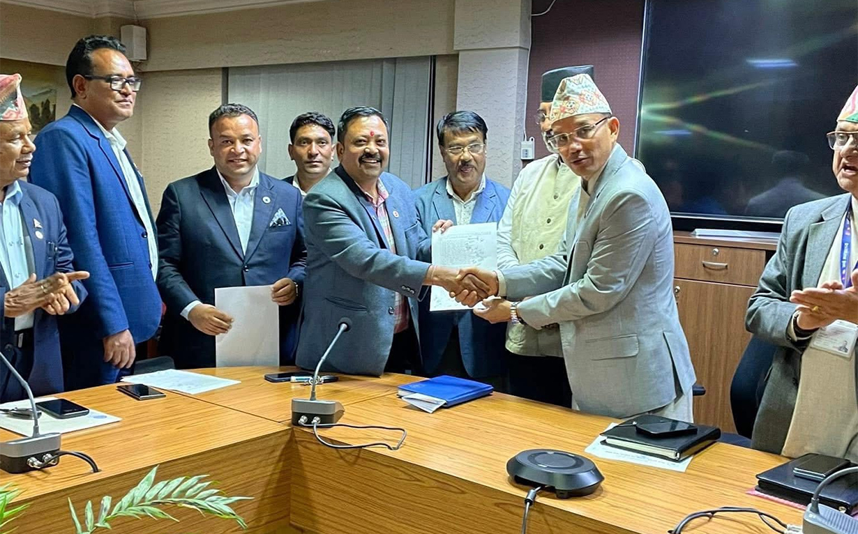 Govt, gold and silver traders reach deal, shops to reopen from today
