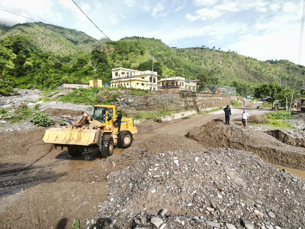 Traffic resumes on BP Highway after landslide debris cleared
