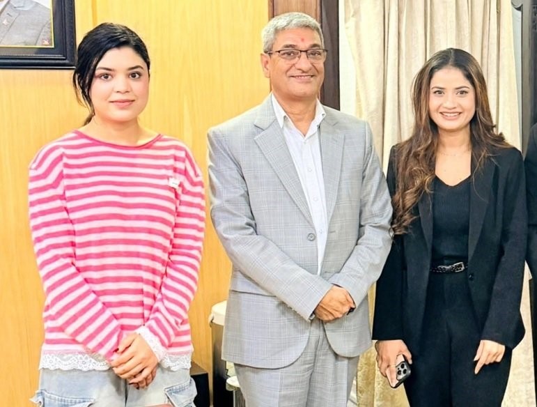 Singers Eleena Chauhan, Samikshya Adhikari meet Home Minister, seek support to advance cybercrime case