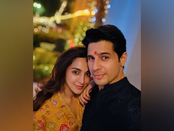 New parents Sidharth Malhotra, Kiara Advani exit hospital with daughter, head to ‘nani’s’ house
