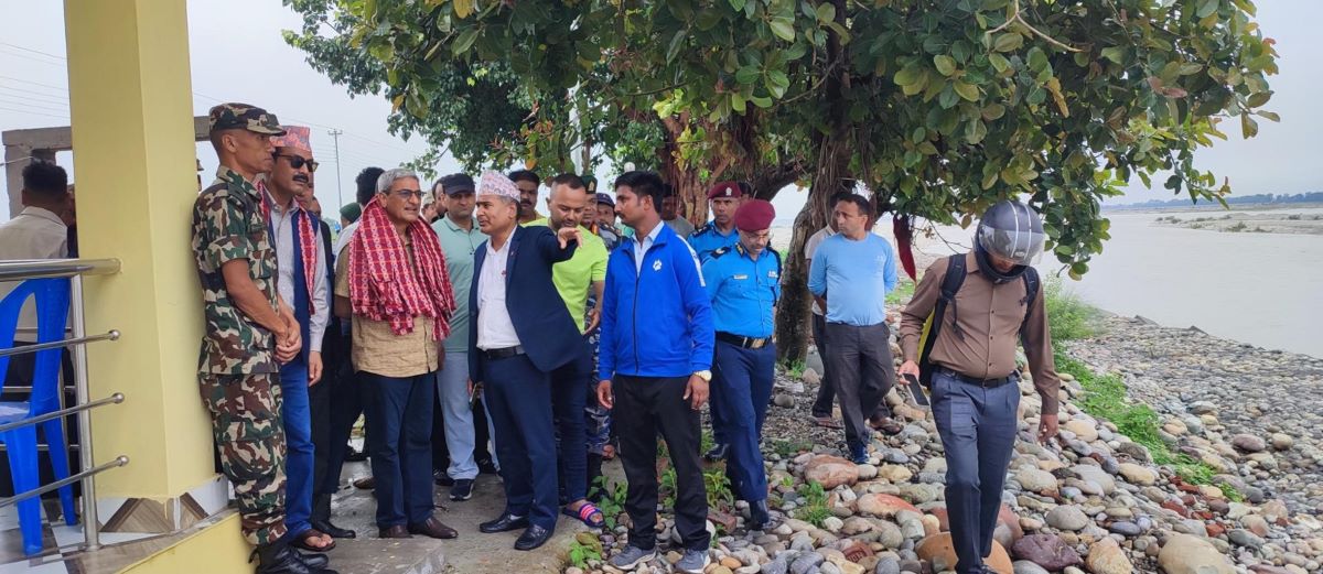 Minister Lekhak inspects under-construction barrage in Mahakali