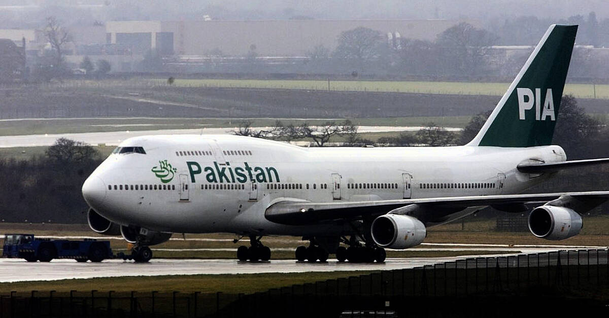 Britain lifts ban on Pakistani airlines