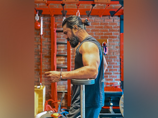Ram Charan begins “changeover” for Peddi, shares rugged new look