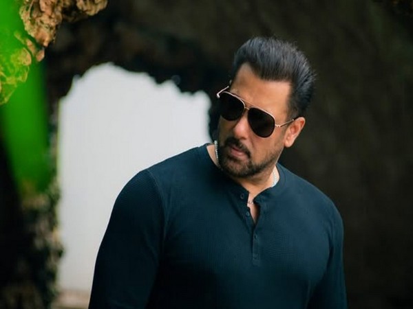 “My dad just said this to me”: Salman Khan recalls valuable advice given by his father Salim Khan, wished to hearing it “earlier”