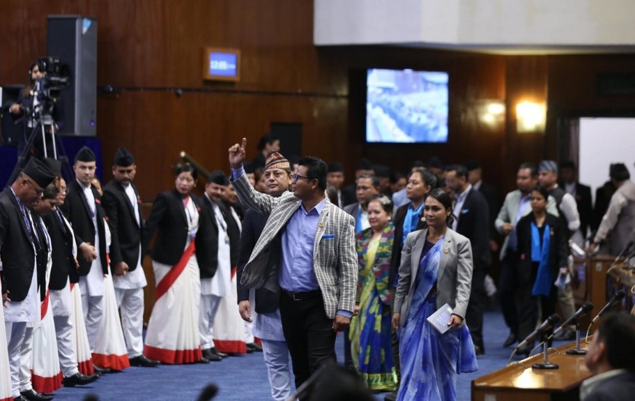 RSP and RPP protest bribery scandal, continue boycott of House session
