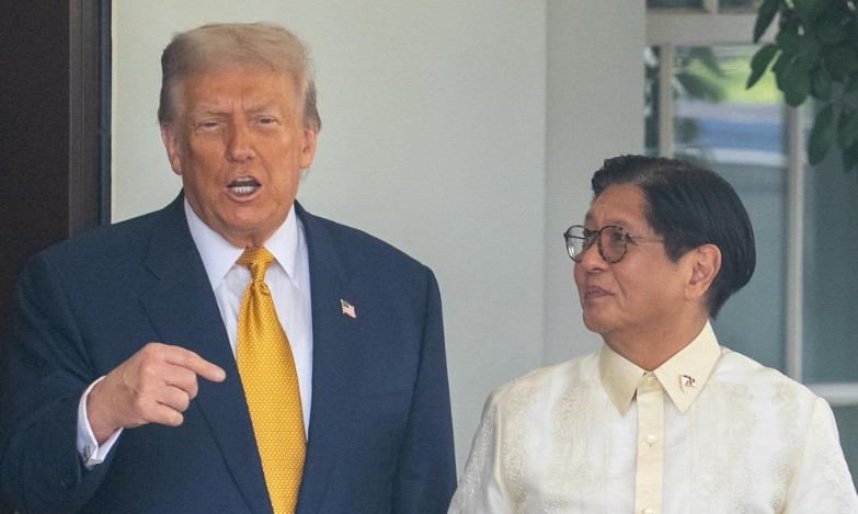 Trump announces trade deal after meeting Philippine president