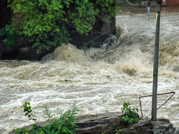 Flash flood alert issued for 16 districts
