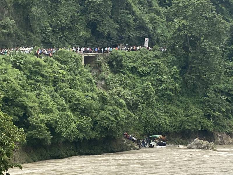 Indian truck falls into Trishuli River, driver, helper injured