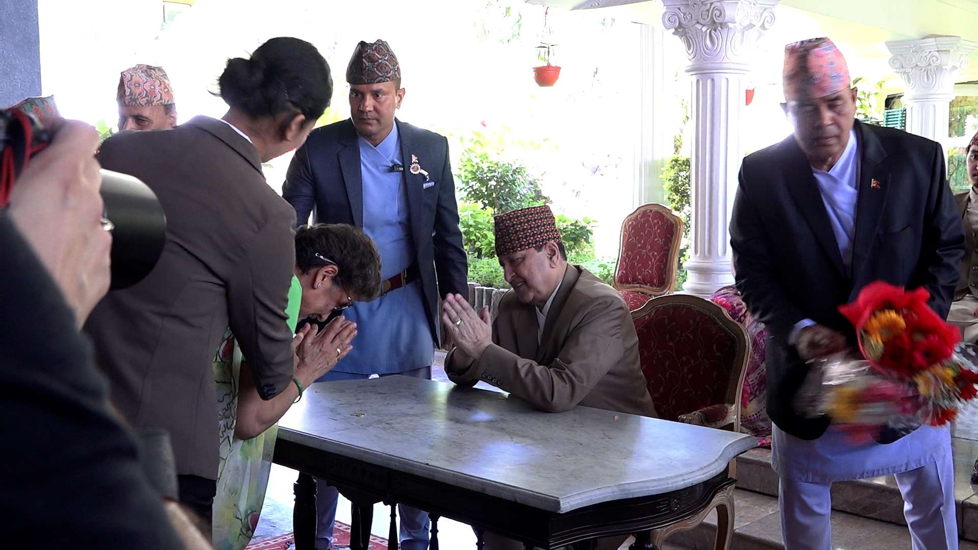 Former King Shah celebrates 79th birthday, appeals for national unity