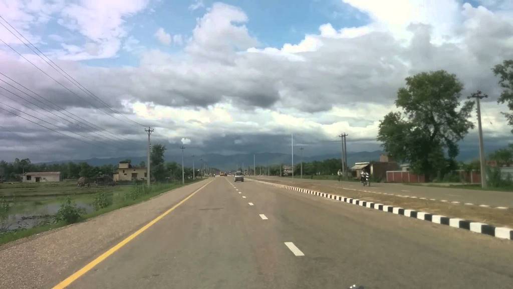 Farmers block East-West Highway in Lalbandi over vegetable export tax