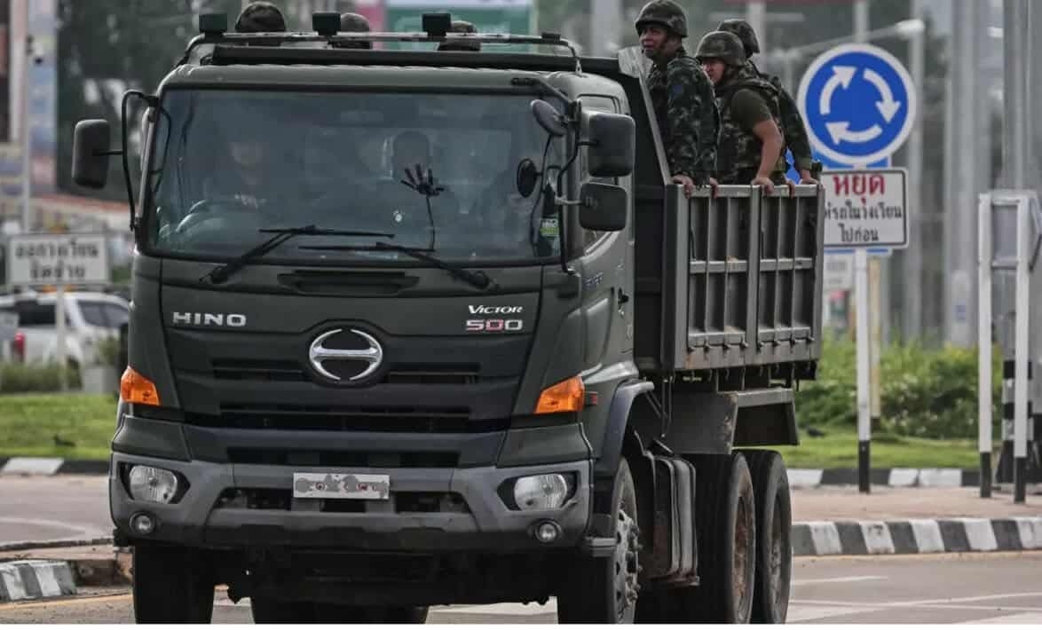 Thailand, Cambodia clash despite ceasefire hopes