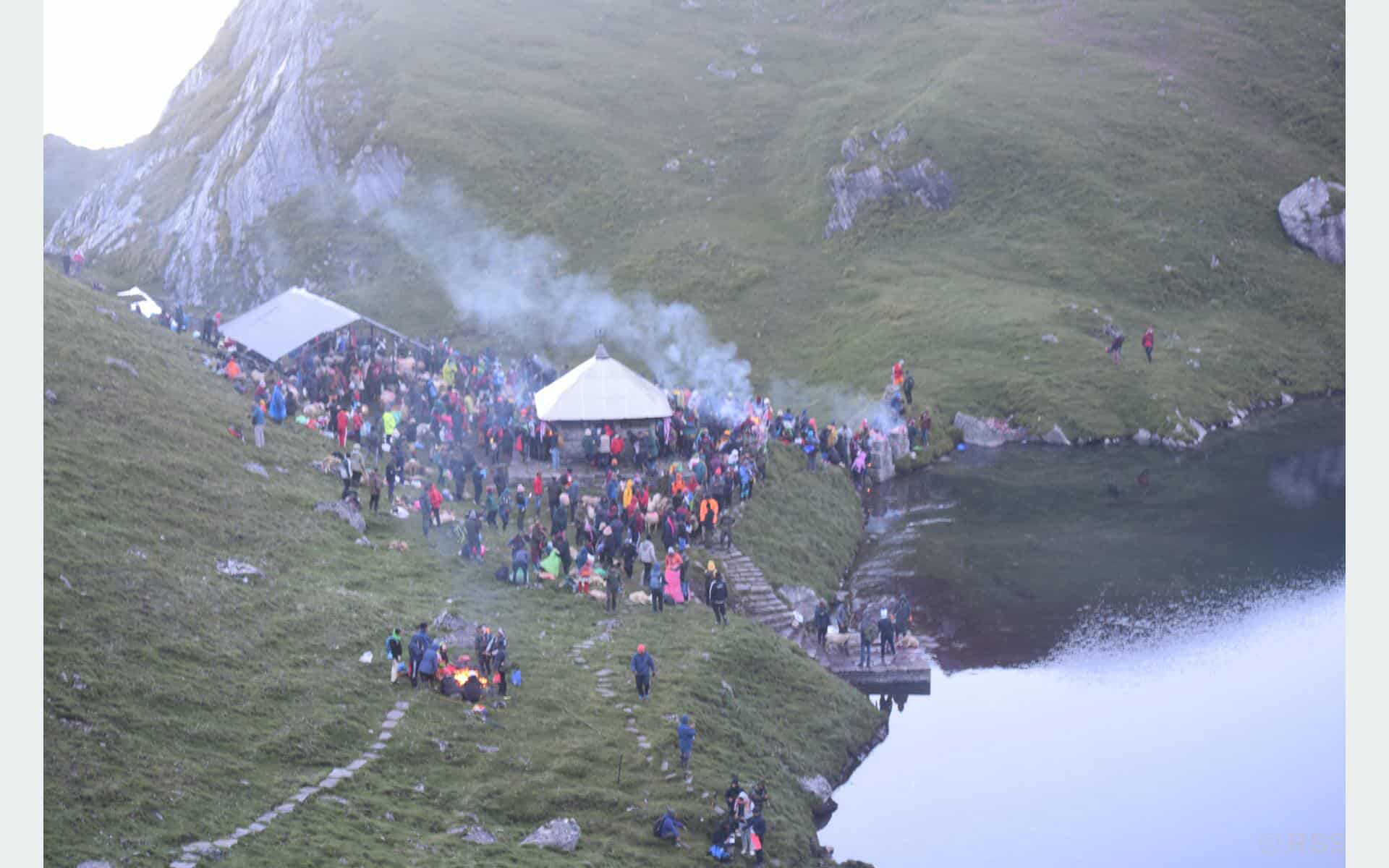 Thousands brave harsh weather to take holy dip at Gosainkunda