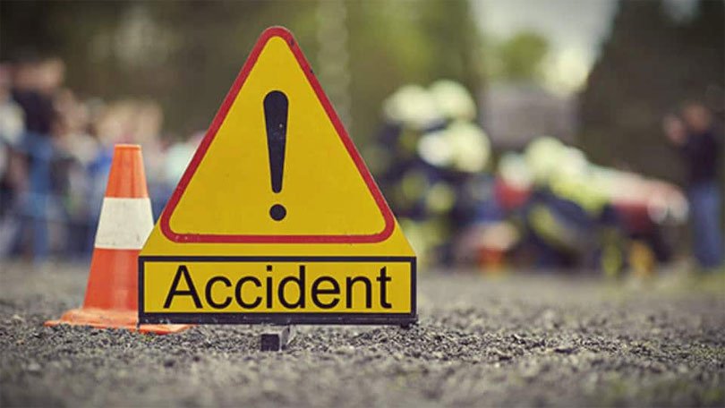 23 injured in microbus accident