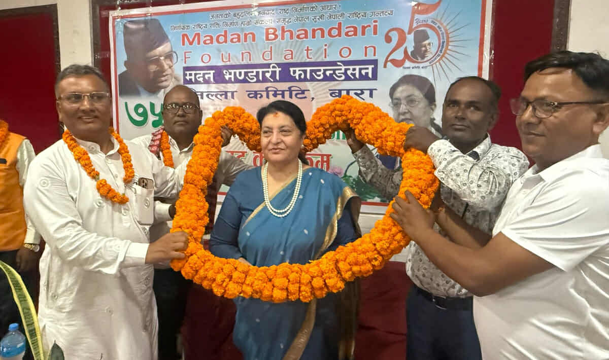 UML cadres defy party orders, welcome ex-president Bhandari in Bara