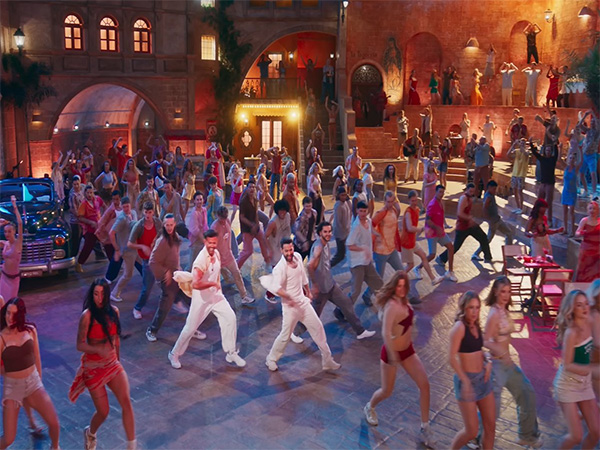 Hrithik Roshan, Jr NTR rule dance floor in ‘War 2’ song ‘Janaab-e-Aali’ teaser