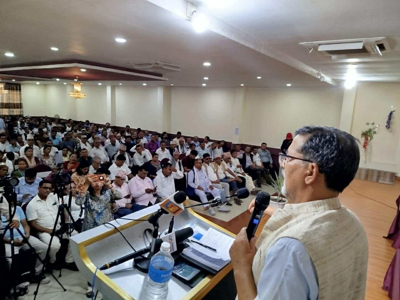 Maoist leader sharma blames Prachanda for party split