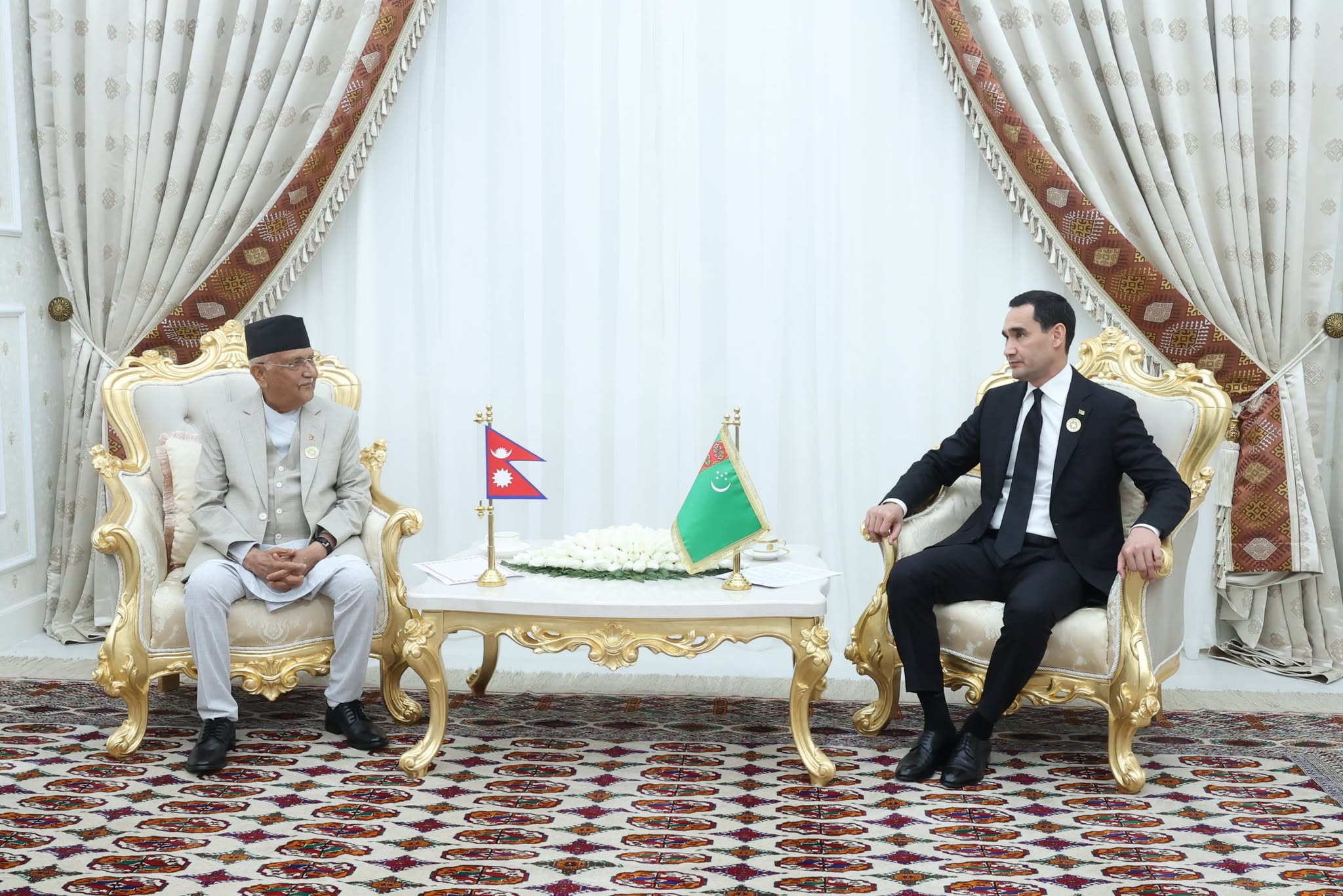 PM Oli holds bilateral talks with Turkmen President Berdimuhamedow