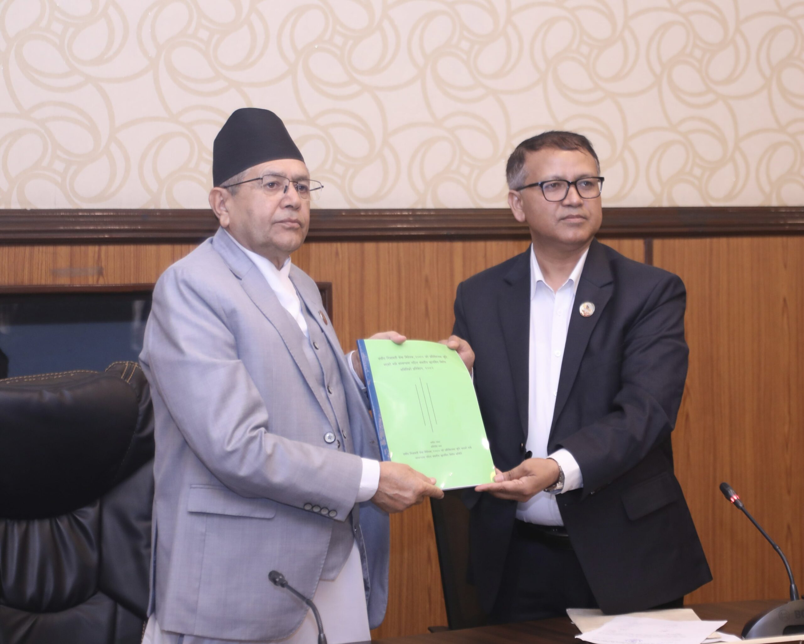 Probe committee submits report on cooling-off period tampering