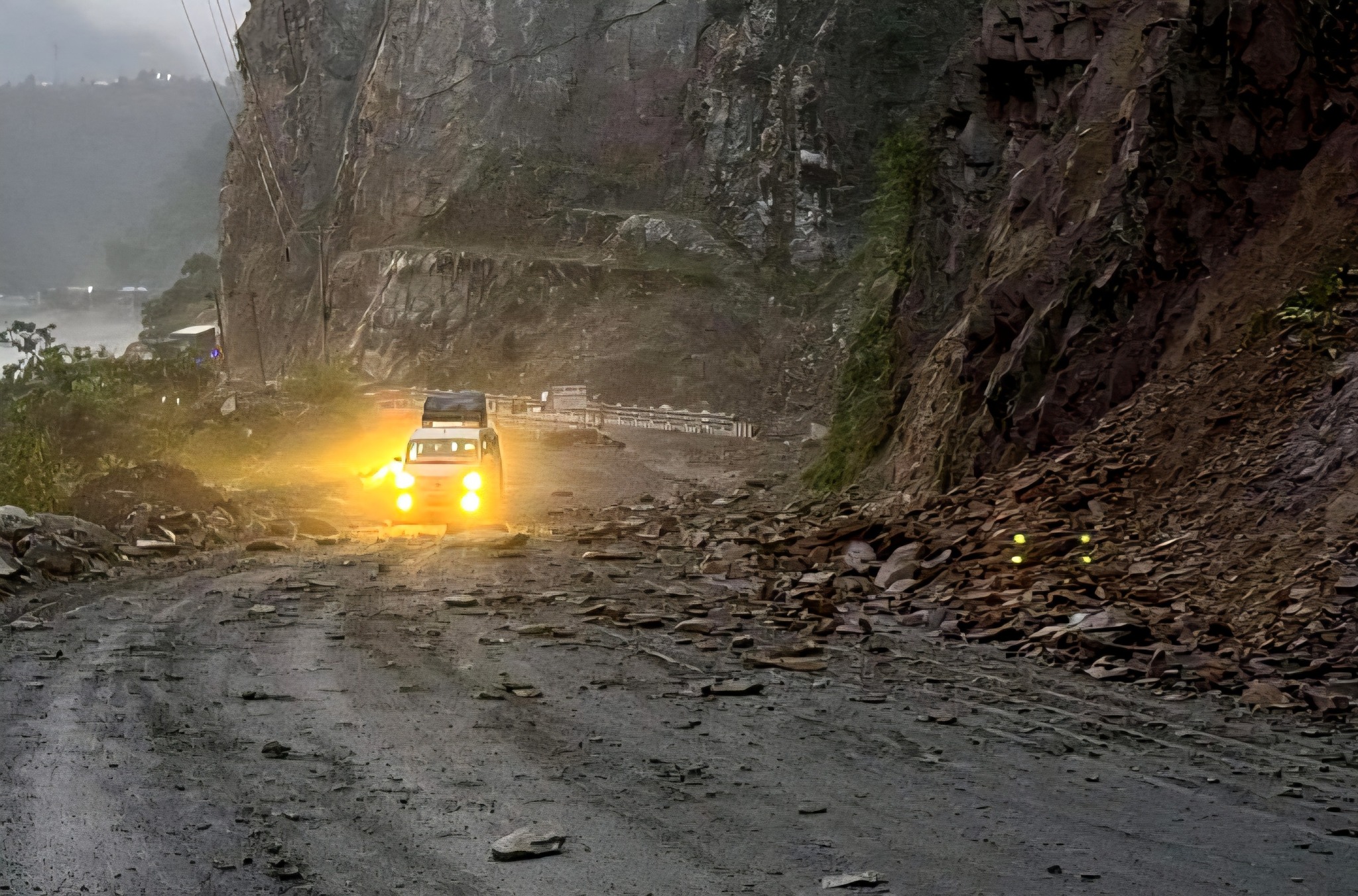 Narayanghat–Muglin highway reopens