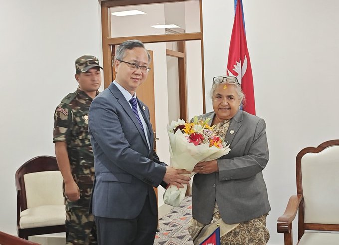 Chinese Ambassador pays a courtesy call on PM Karki