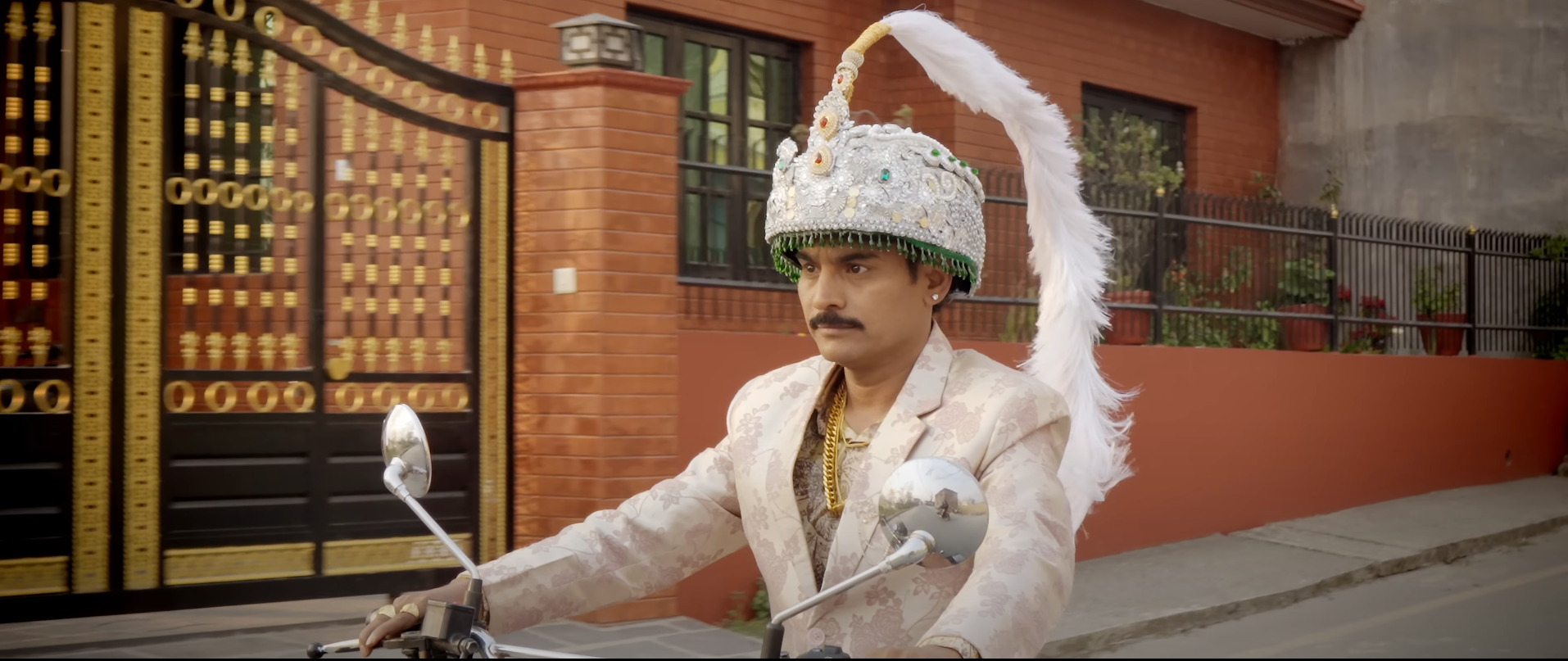 Movie Review of the Week: The Beggar King Drowns in ‘Light Consciousness’