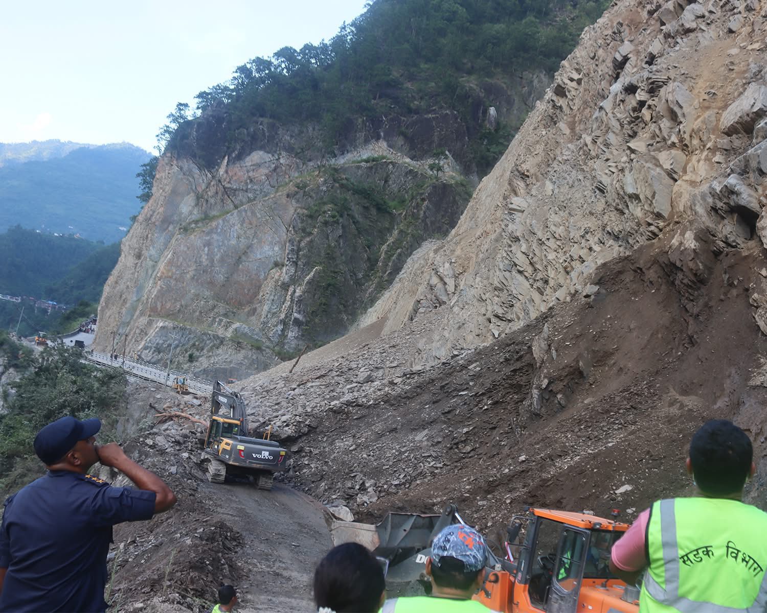Efforts underway to reopen Muglin-Narayangadh road by evening