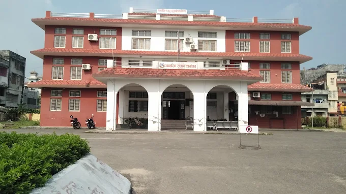 Computer equipment worth 10 million rupees gutted in Inland Revenue Office