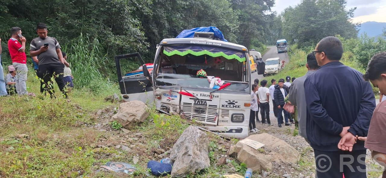 20 injured in Sindhupalchok bus accident