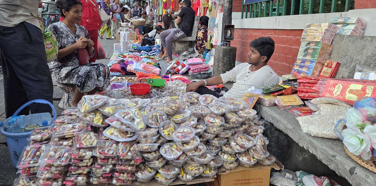 Tihar market tops Rs 3 billion