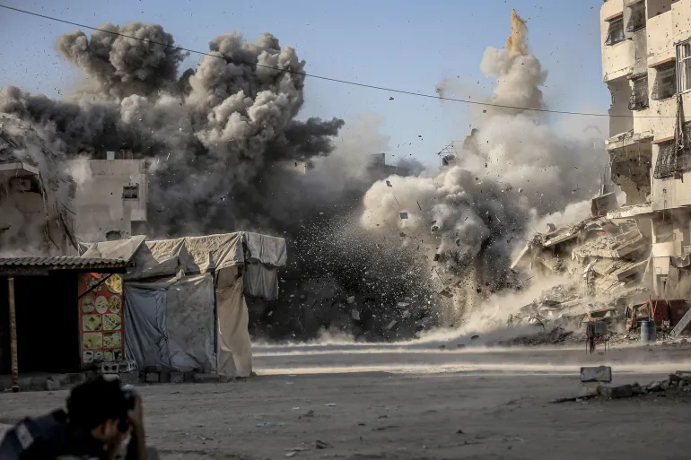 Israeli strikes kill 70 in Gaza despite ceasefire calls