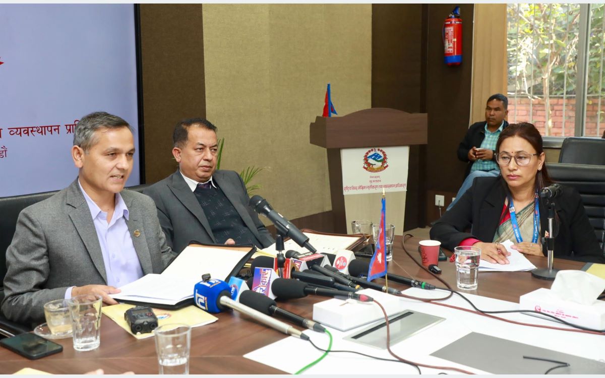 Home Minister focuses on preparedness to mitigate cold waves and snowfall related risks