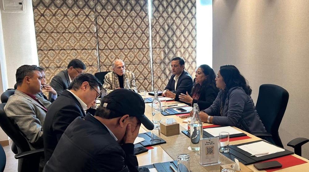 Baburam Bhattarai convenes meeting of new forces to form election alliance against old parties