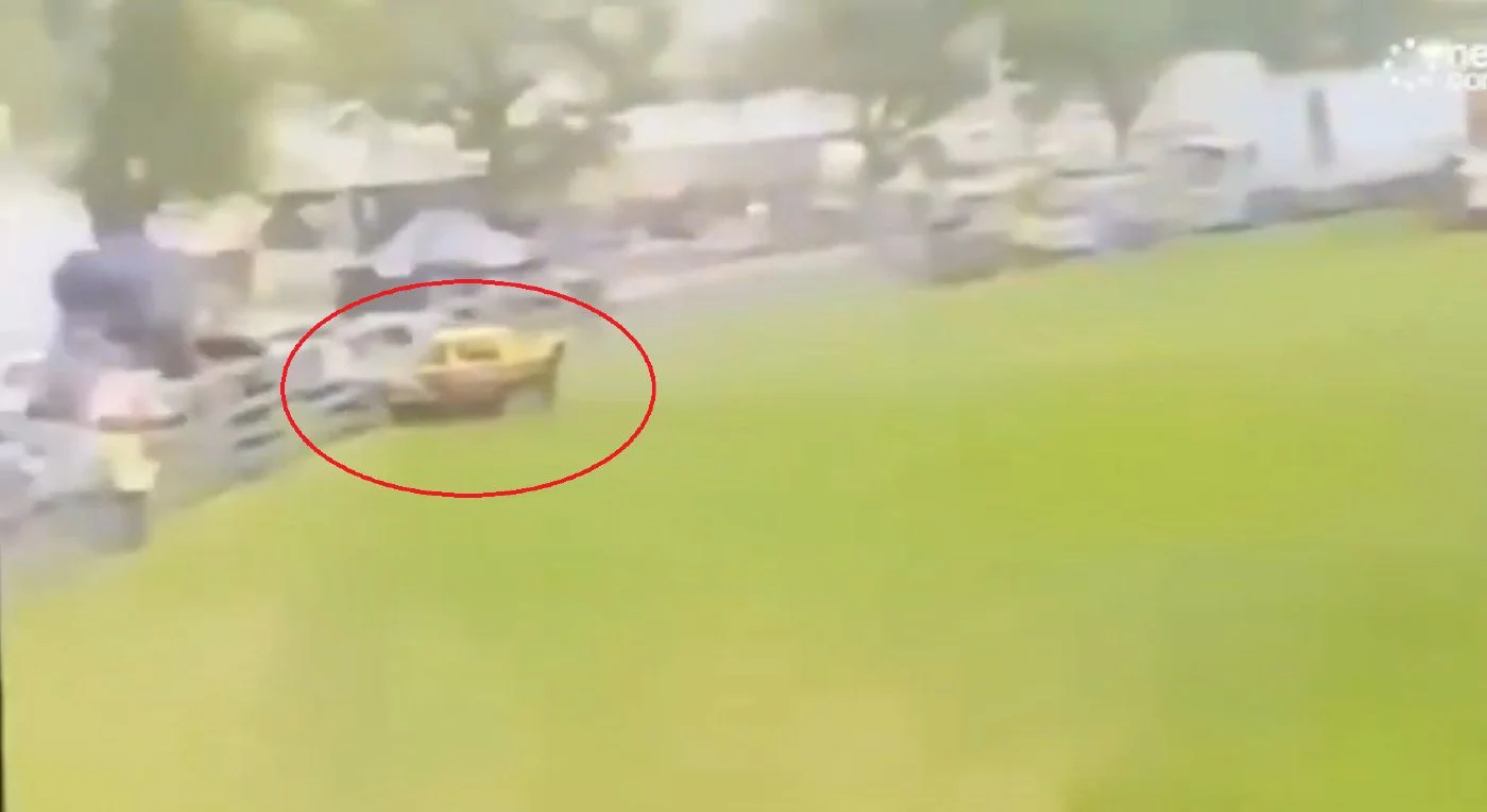 9 injured after car crashes through fence during race north of Sydney