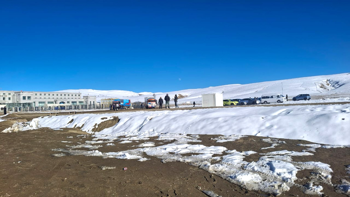 Mithila reaches Mustang